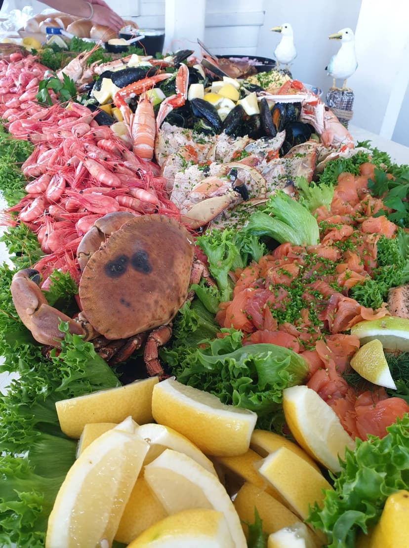 Sjømatbuffet og vårlige viner - lunch