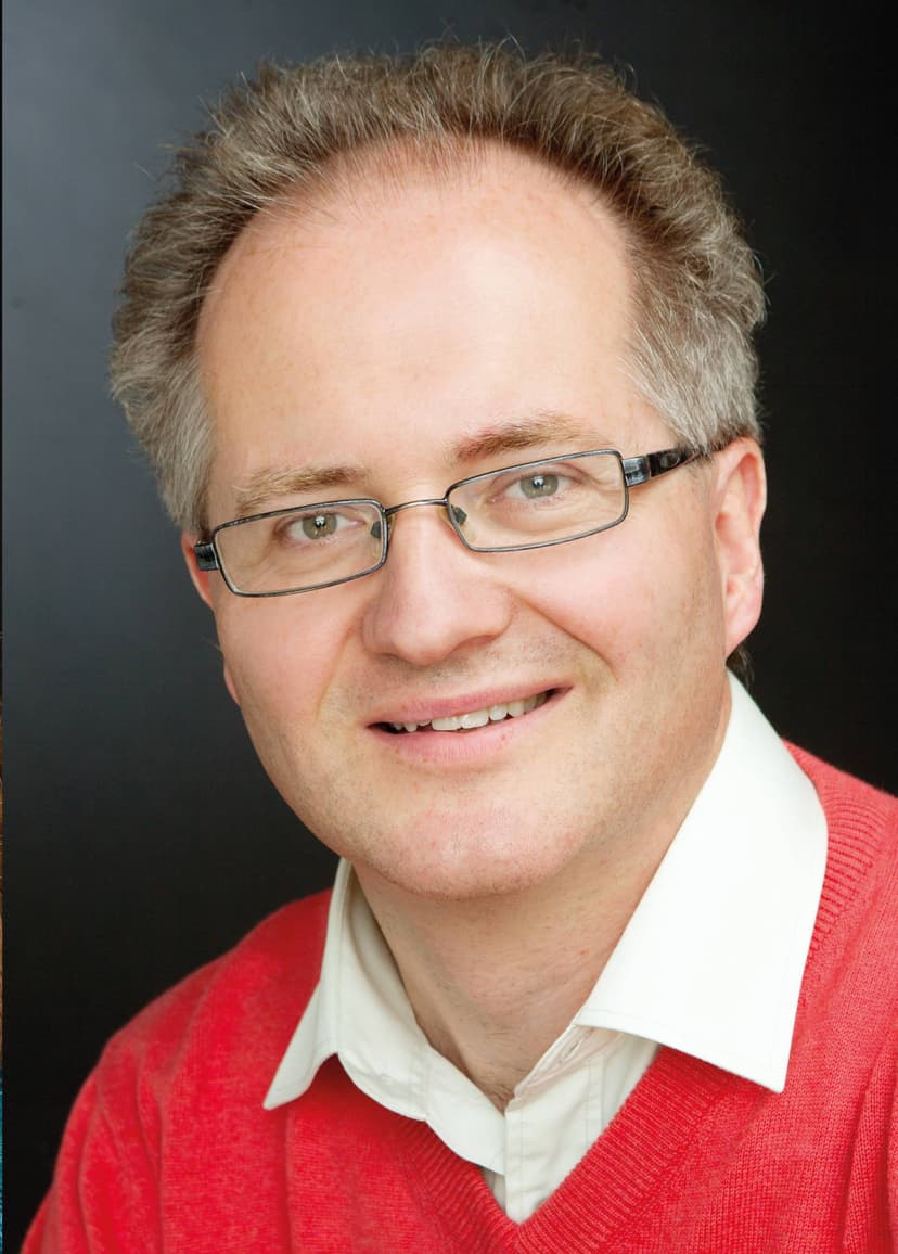 Kosmiske mysterier og spektakulære fenomener med Knut Jørgen Røed Ødegaard